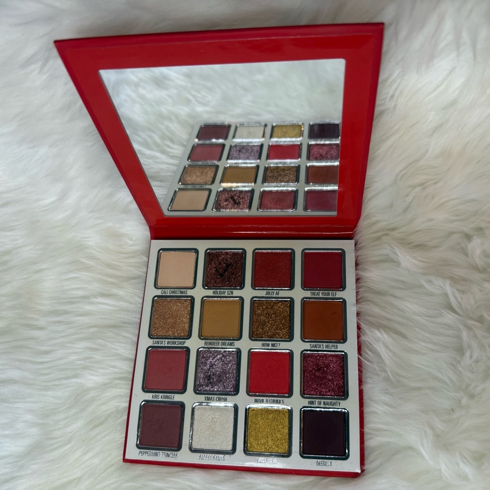 Dear Santa Vibrant Eyeshadow Palette with Mirror